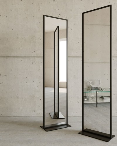 Дизайнерское напольное двухстороннее зеркало Glass Memory Ablestar ll в металлической раме черного цвета